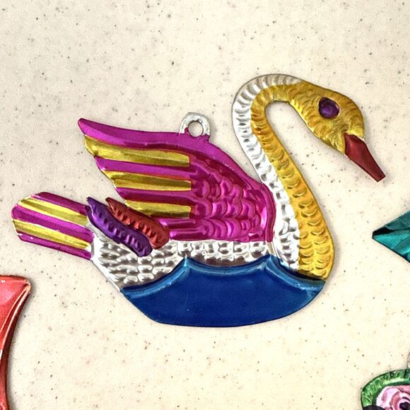 Vintage Mexican Folk Art Hand Painted Punched Tin Christmas Ornaments 6 Lot - Picture 6 of 16